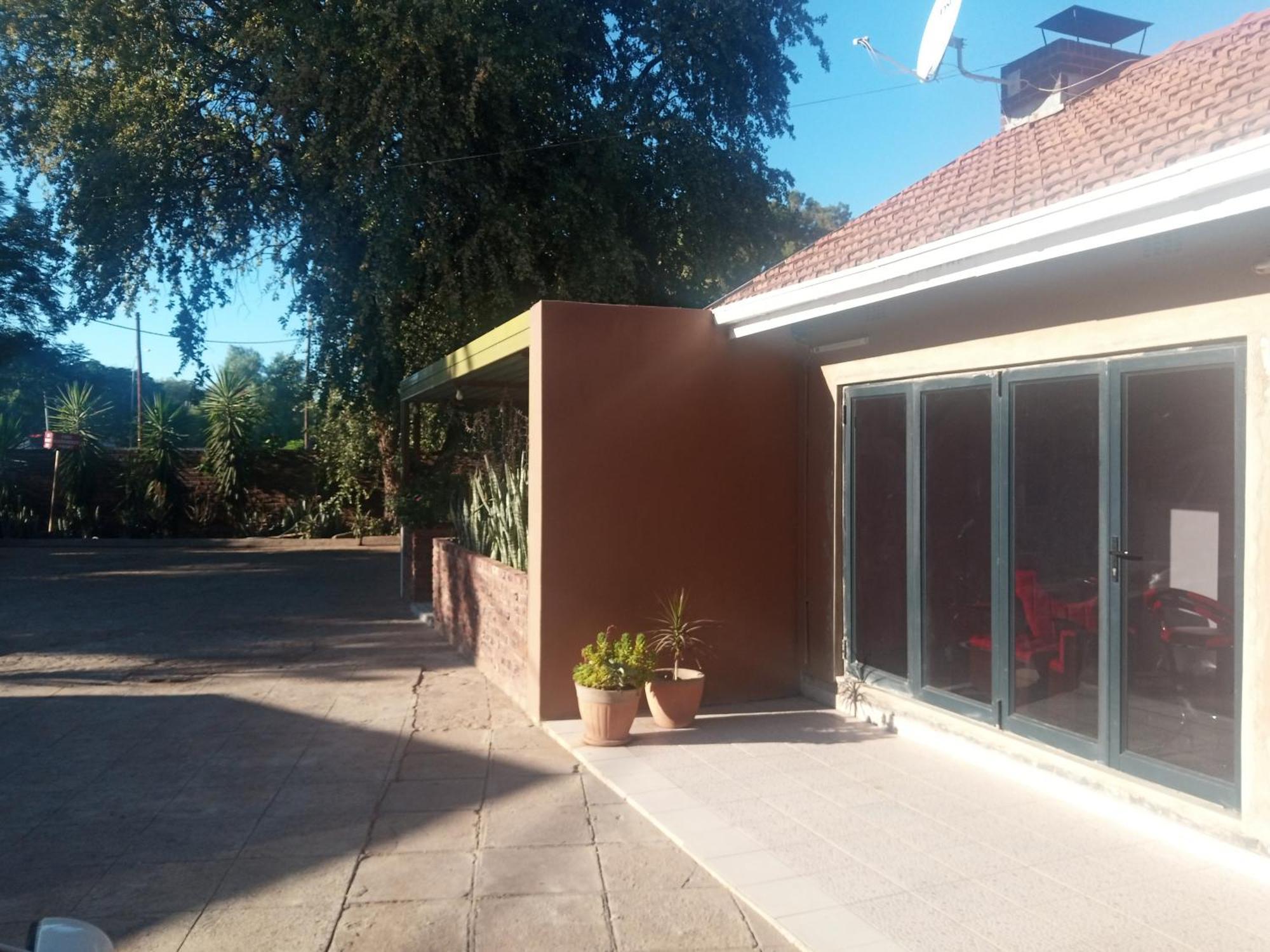 River-Ridge Guest House Gaborone Buitenkant foto